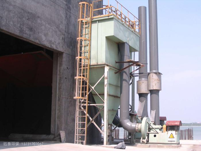 防止除塵器灰斗內(nèi)粉塵搭橋堵灰